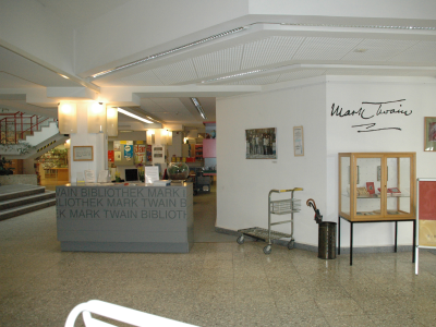 Bild der Bibiliothek „Stadtbibliothek Marzahn-Hellersdorf / Bezirkszentralbibliothek Mark Twain“